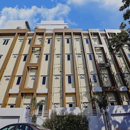 Capital O De Alphabet Kakinada Otel Dış mekan fotoğraf
