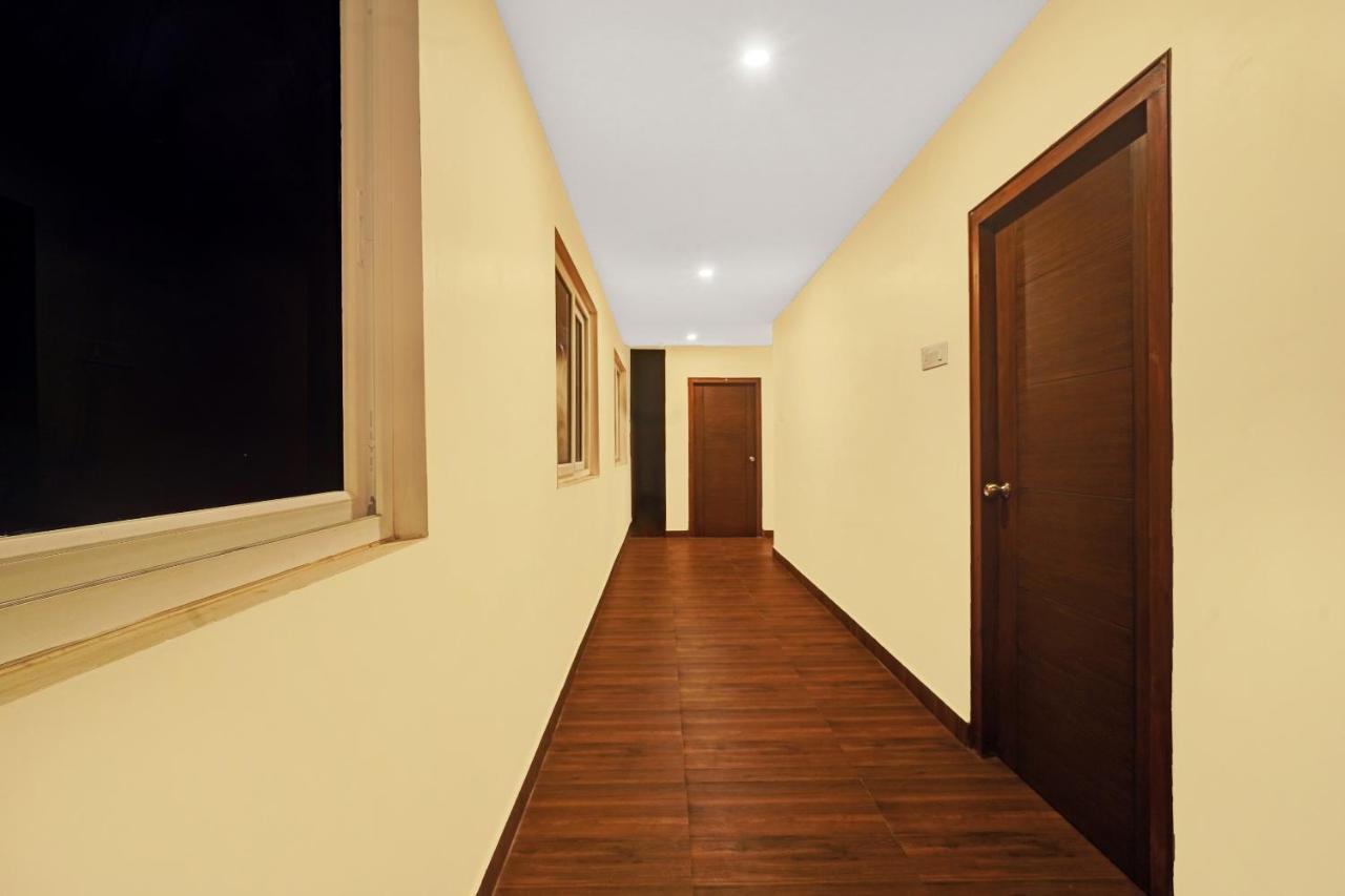 Capital O De Alphabet Kakinada Otel Dış mekan fotoğraf