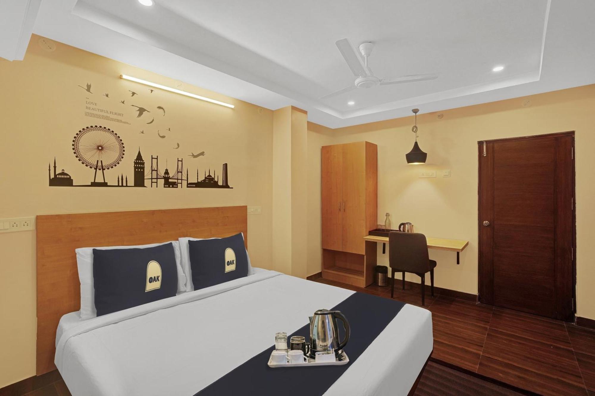 Capital O De Alphabet Kakinada Otel Dış mekan fotoğraf