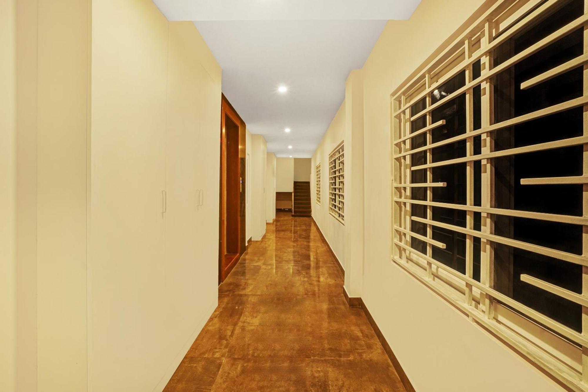Capital O De Alphabet Kakinada Otel Dış mekan fotoğraf