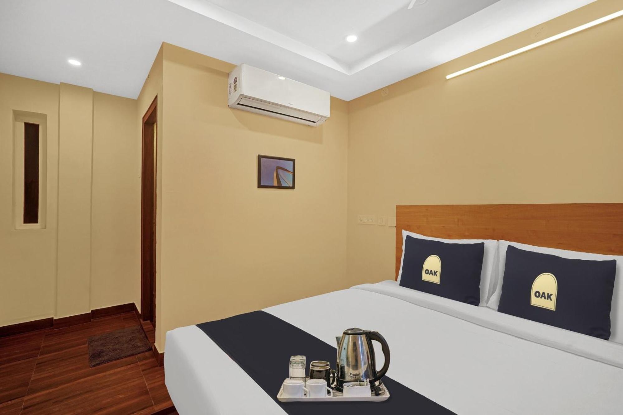 Capital O De Alphabet Kakinada Otel Dış mekan fotoğraf