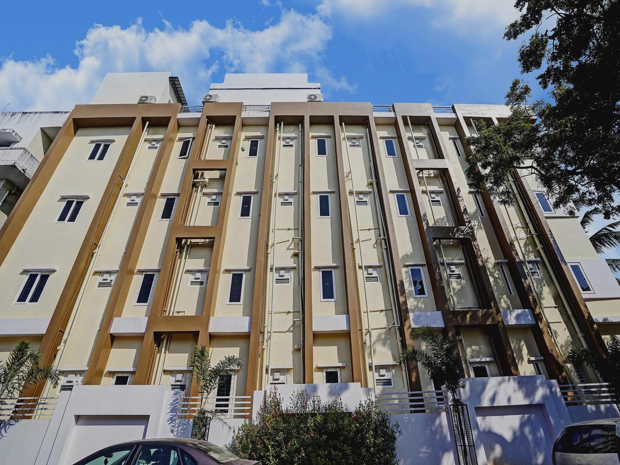Capital O De Alphabet Kakinada Otel Dış mekan fotoğraf